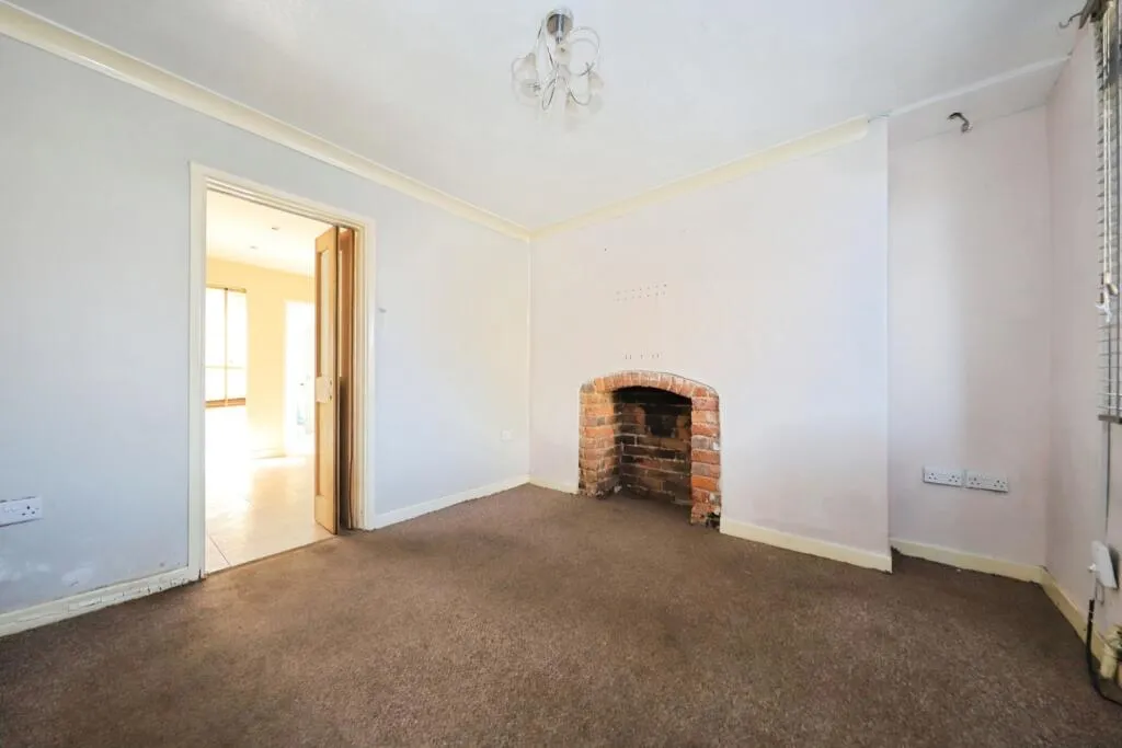 2 bed Terraced
