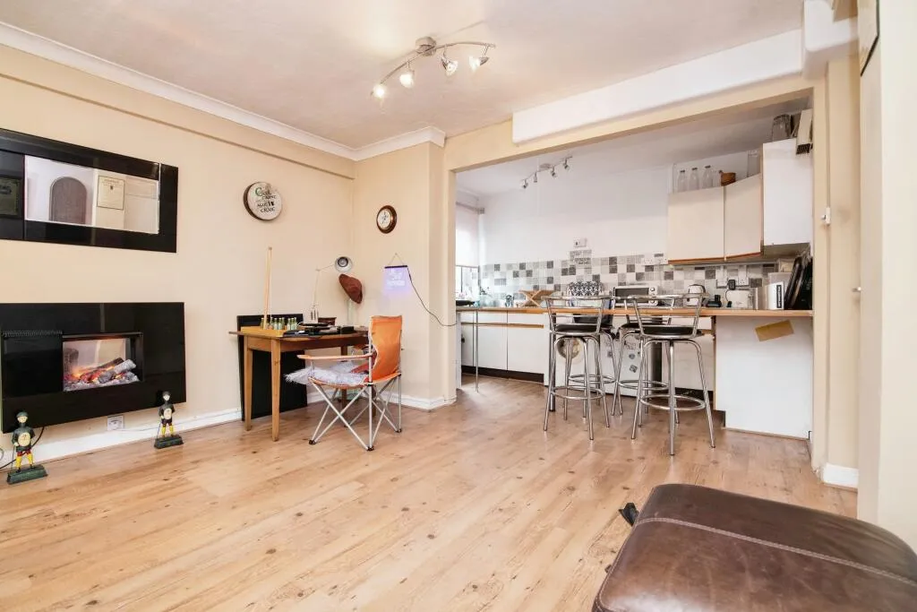 2 bed Apartment