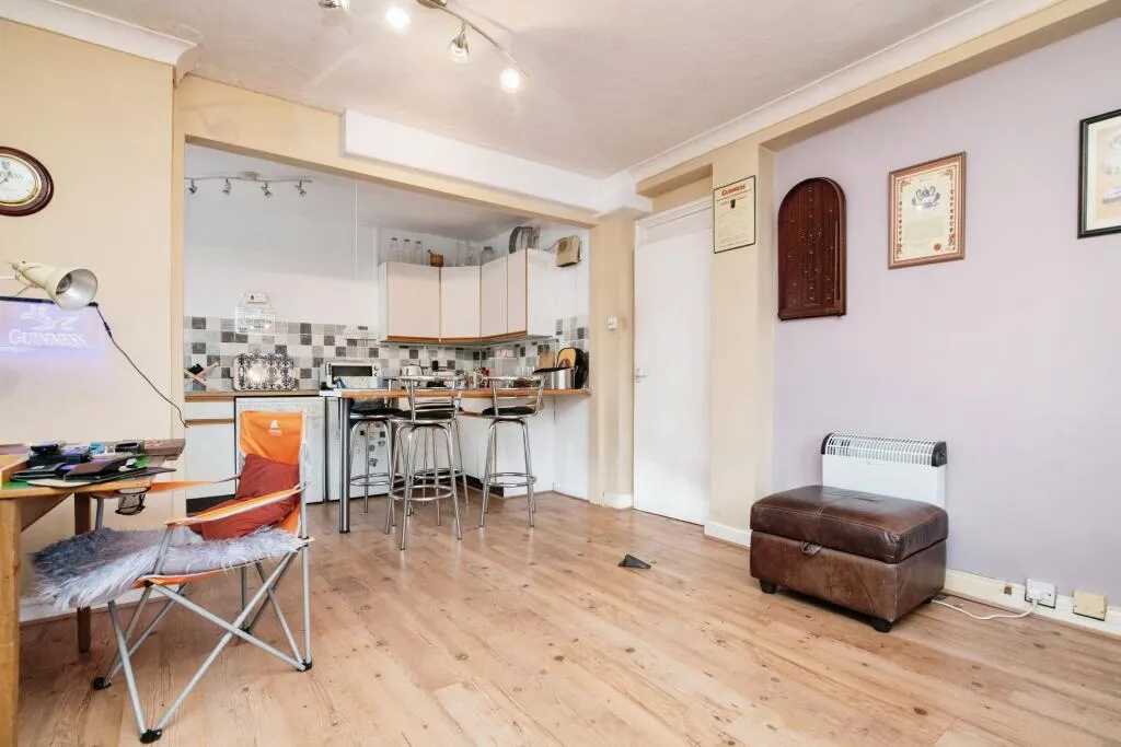2 bed Apartment