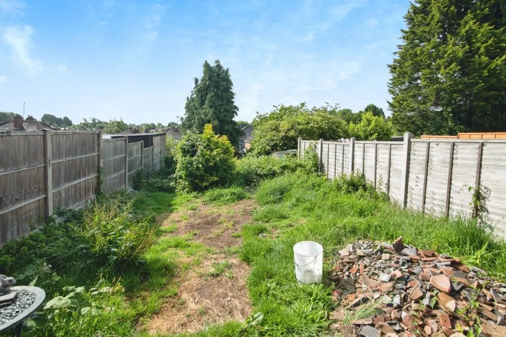 3 bed End of Terrace