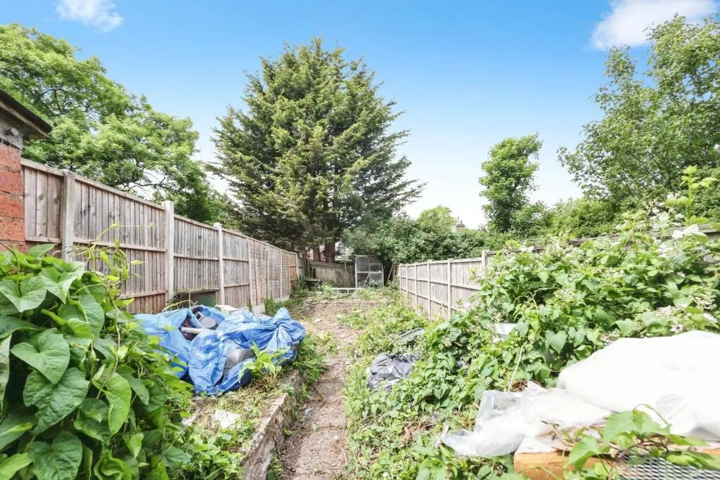 3 bed Terraced