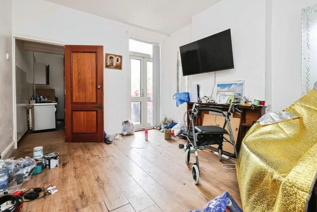 3 bed Terraced