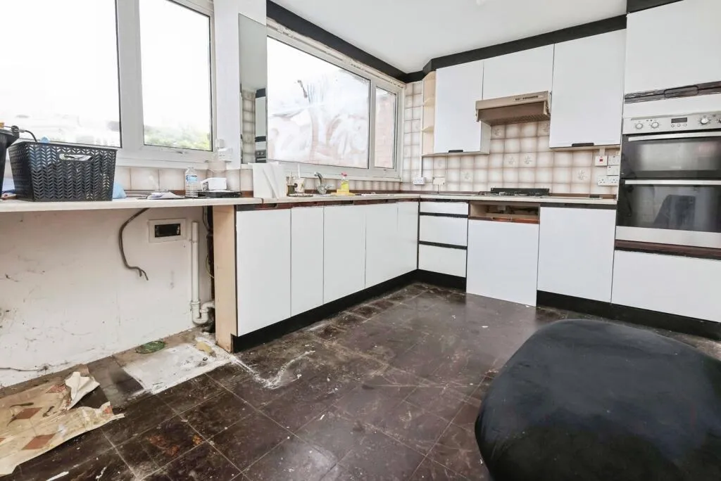 3 bed Terraced