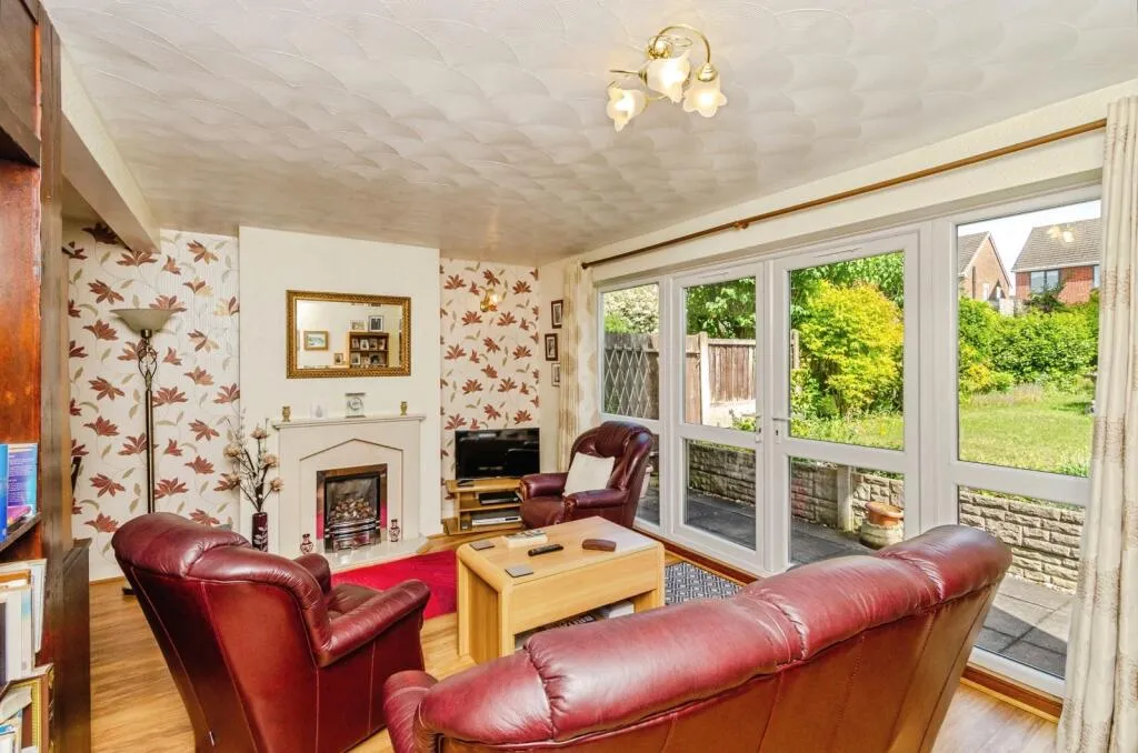 3 bed Semi-Detached