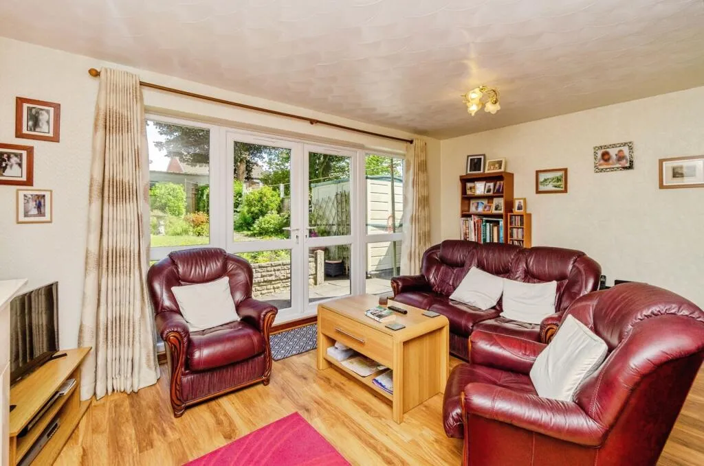 3 bed Semi-Detached