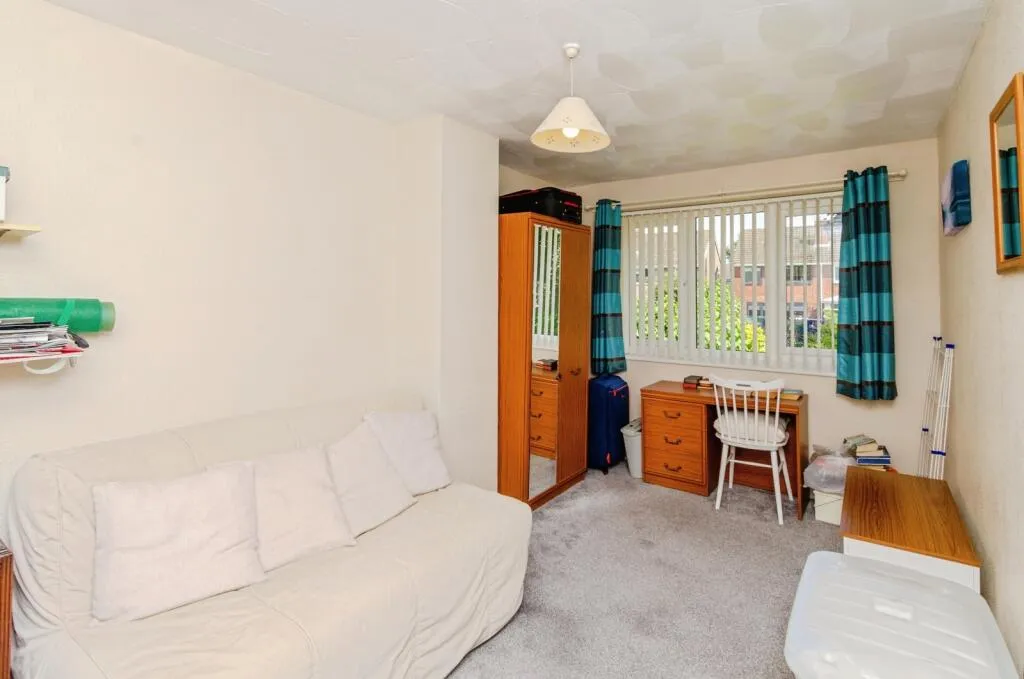 3 bed Semi-Detached
