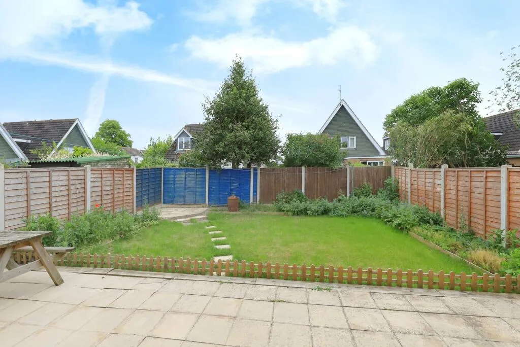 3 bed Semi-Detached