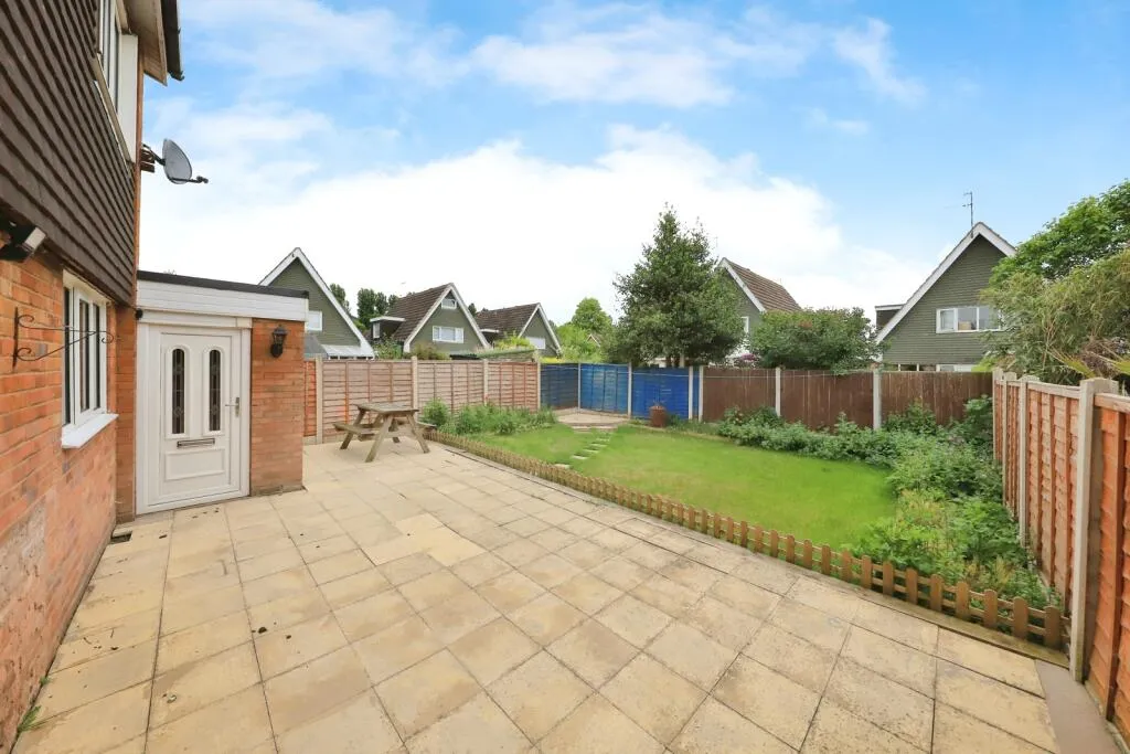 3 bed Semi-Detached