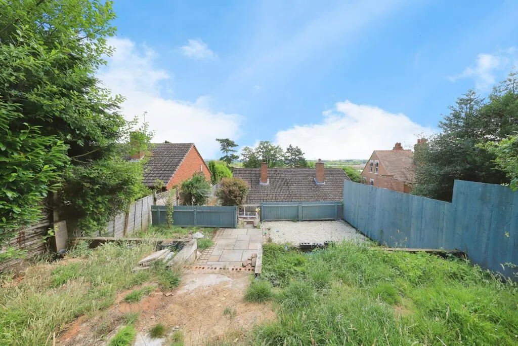 2 bed Semi-Detached Bungalow