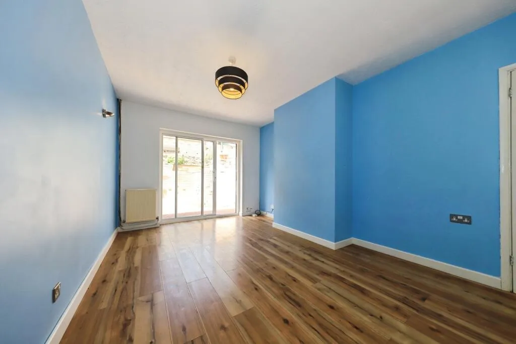 2 bed Semi-Detached Bungalow