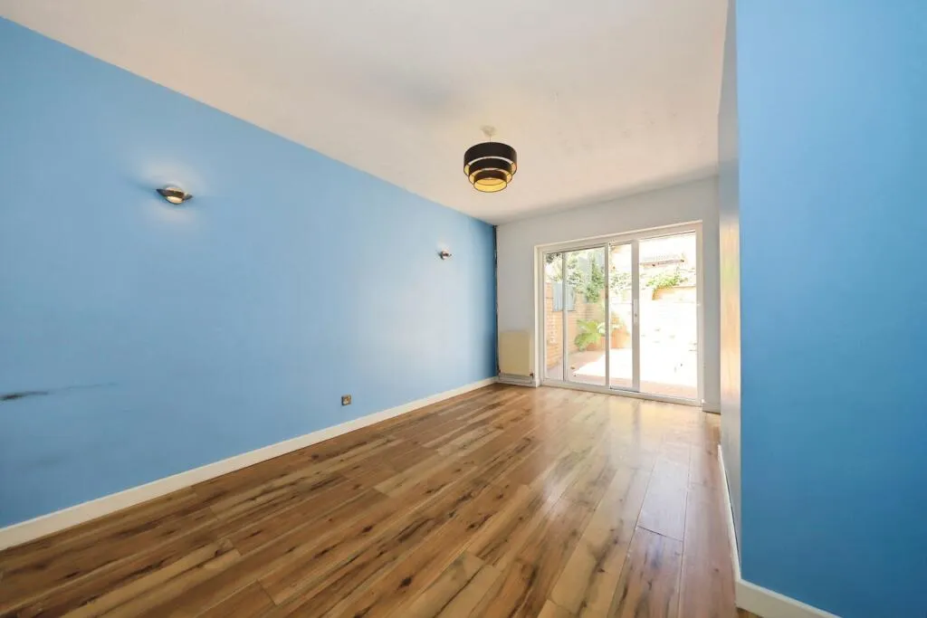 2 bed Semi-Detached Bungalow