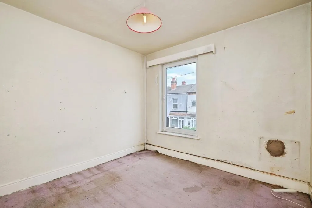 3 bed Terraced