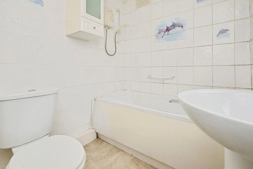 3 bed Terraced