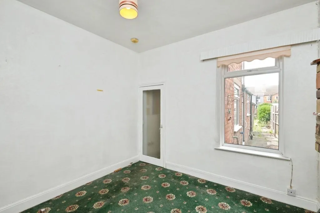 3 bed Terraced
