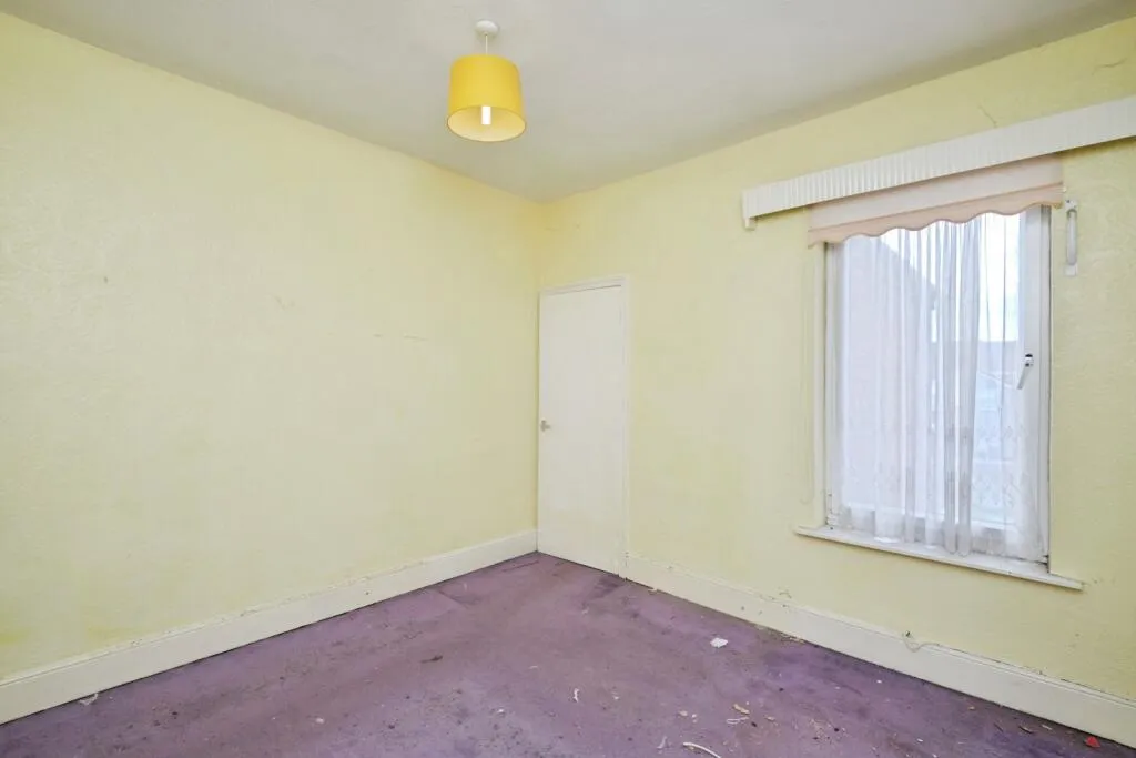 3 bed Terraced