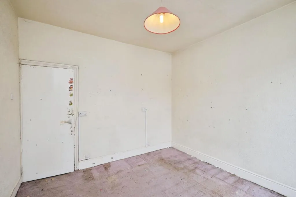 3 bed Terraced