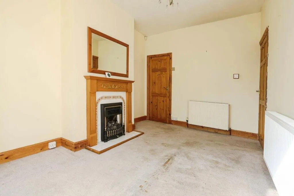 2 bed Semi-Detached