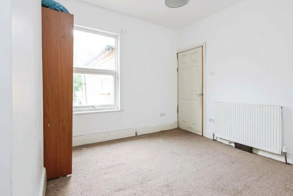 2 bed Terraced