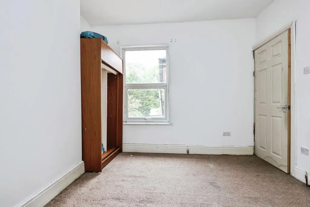 2 bed Terraced