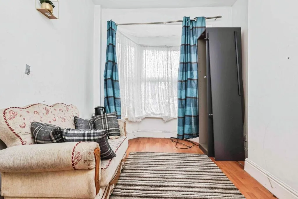 2 bed Terraced