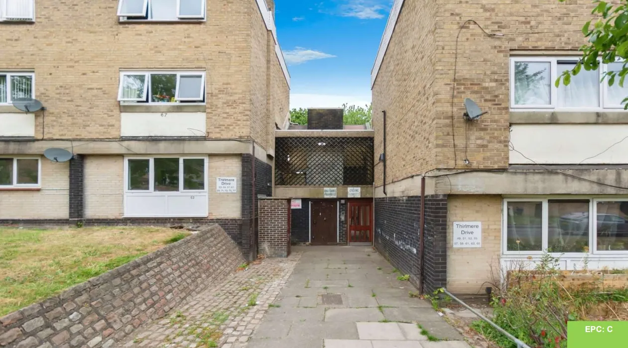 2 bed Maisonette