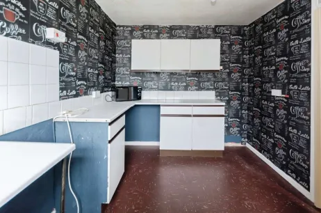 2 bed Maisonette