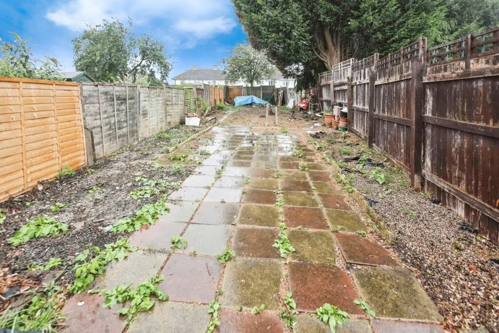 3 bed Terraced