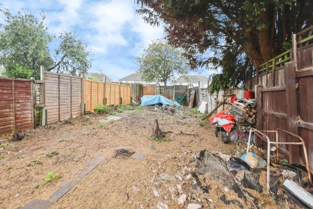 3 bed Terraced