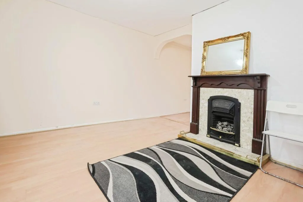 3 bed Terraced