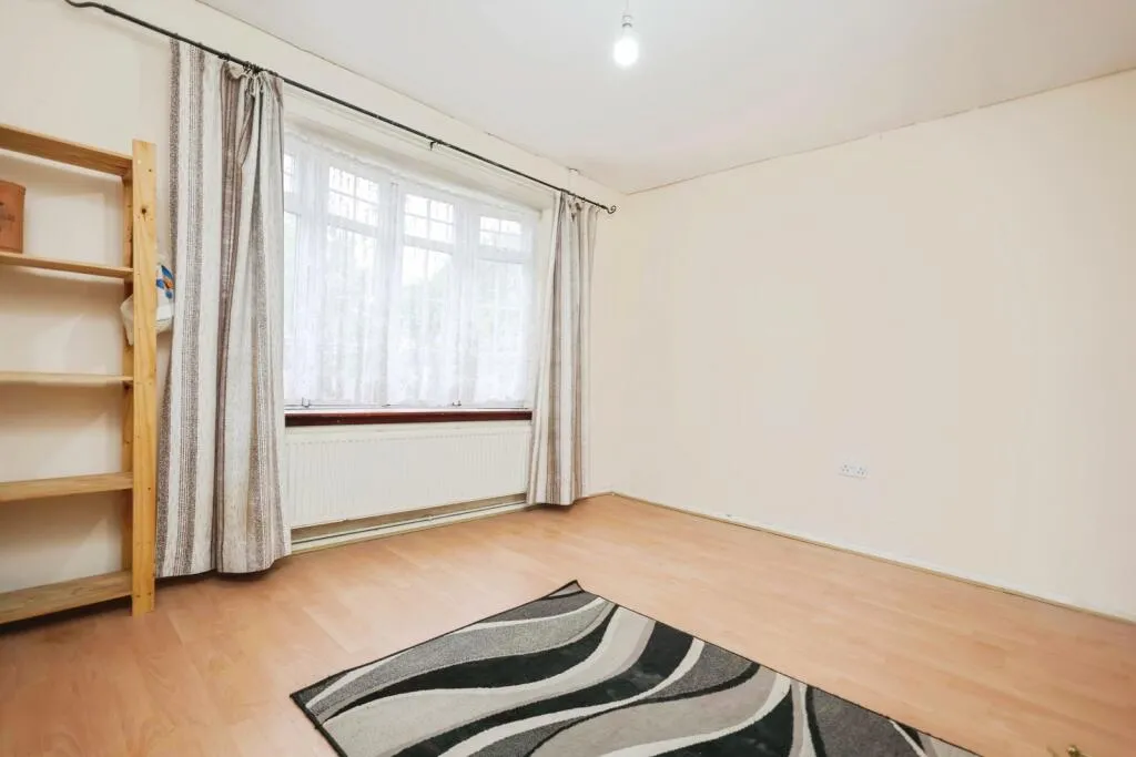 3 bed Terraced