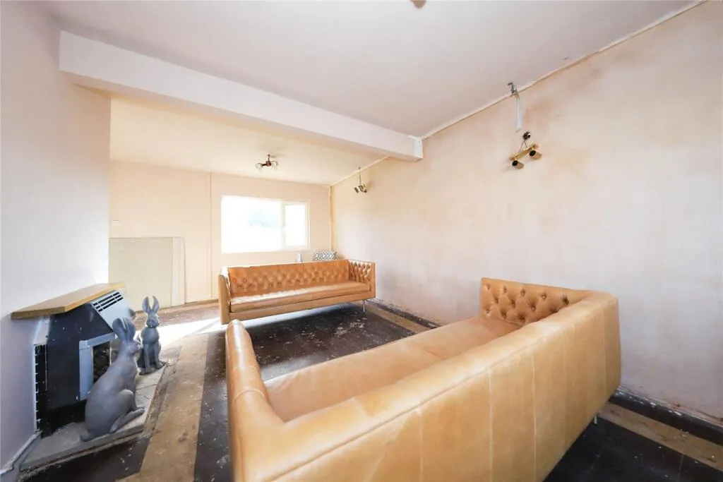 2 bed Semi-Detached