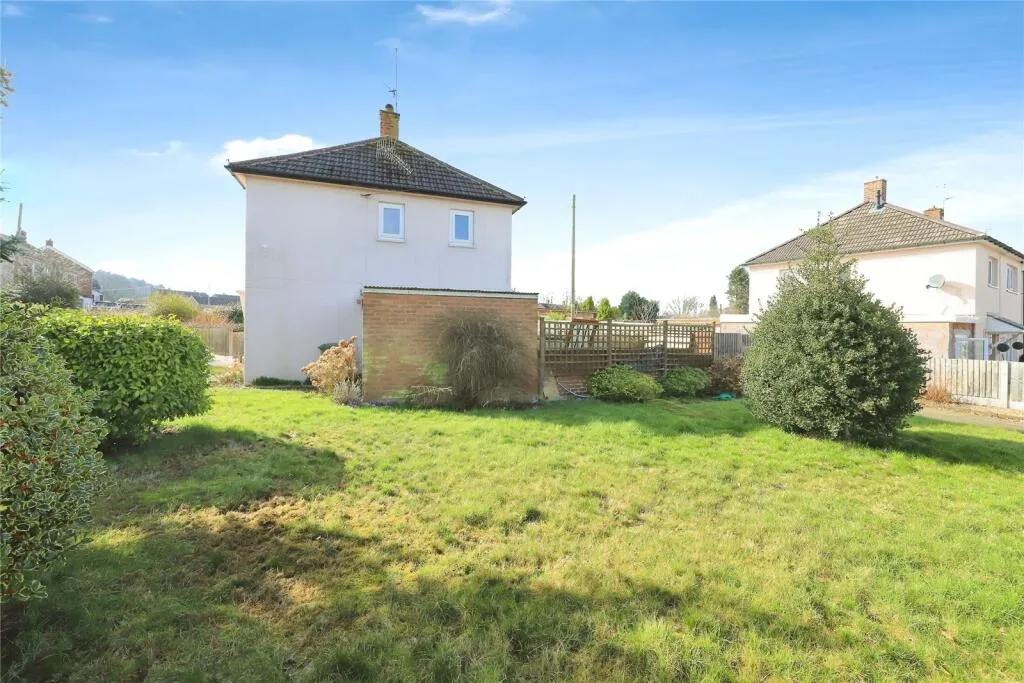 2 bed Semi-Detached