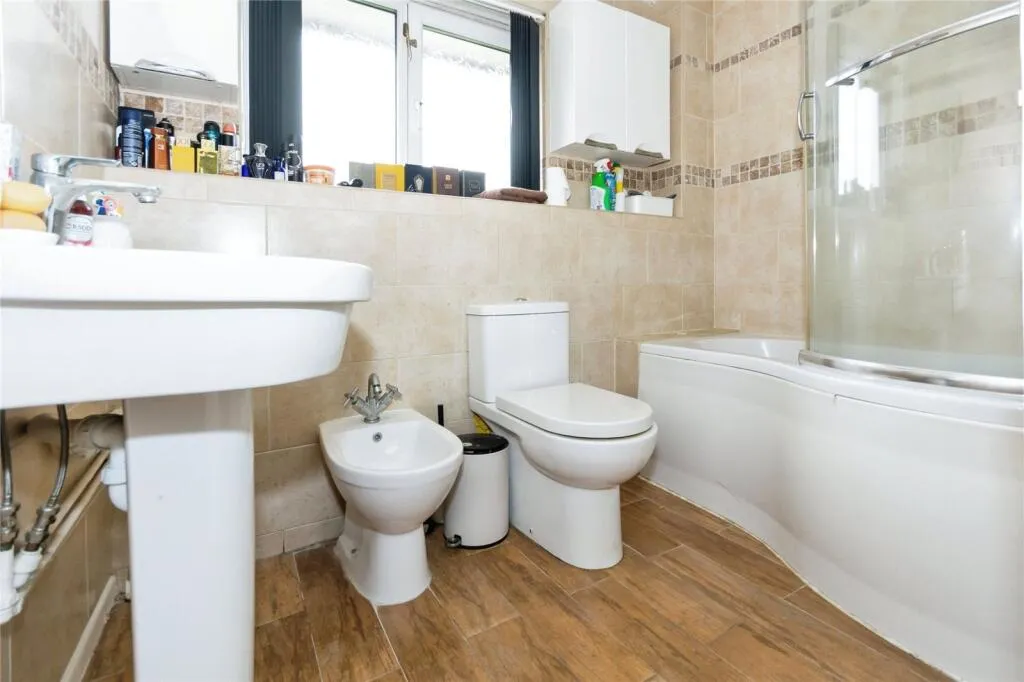 2 bed Apartment