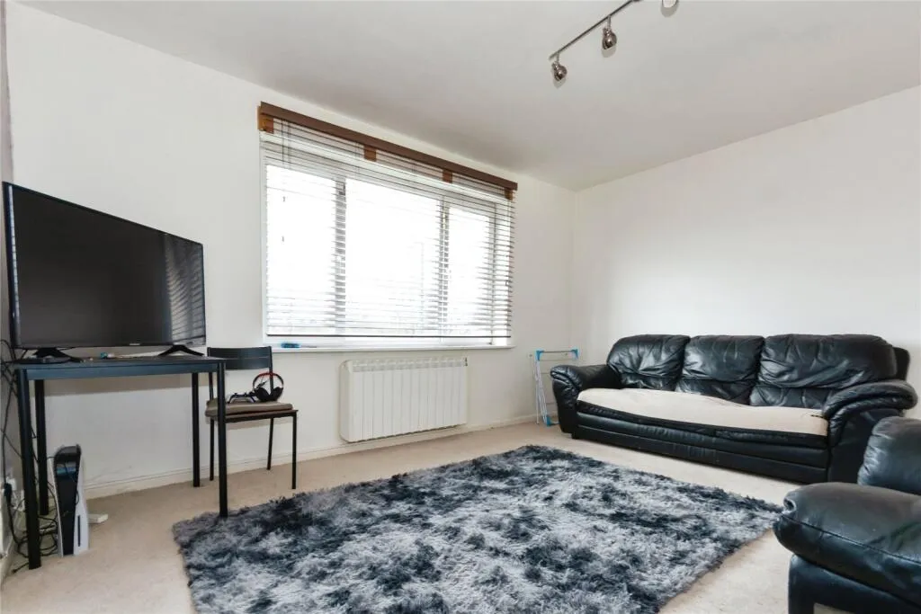 2 bed Apartment