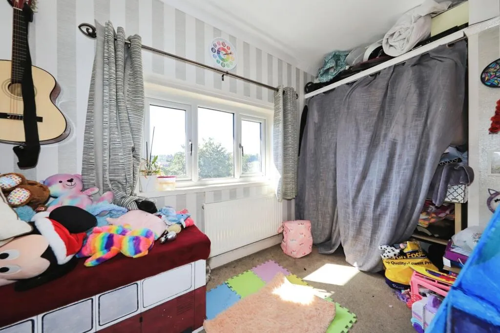 3 bed Terraced