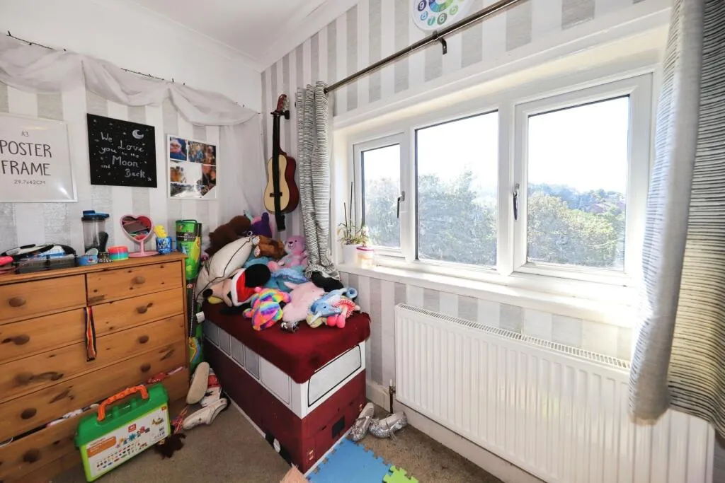 3 bed Terraced