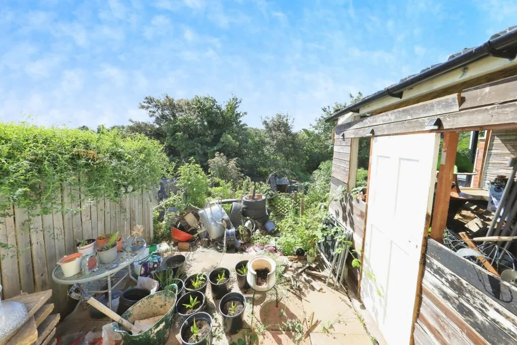 3 bed Terraced