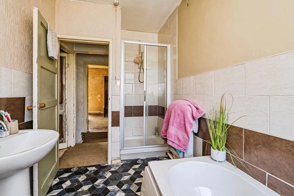 2 bed Terraced