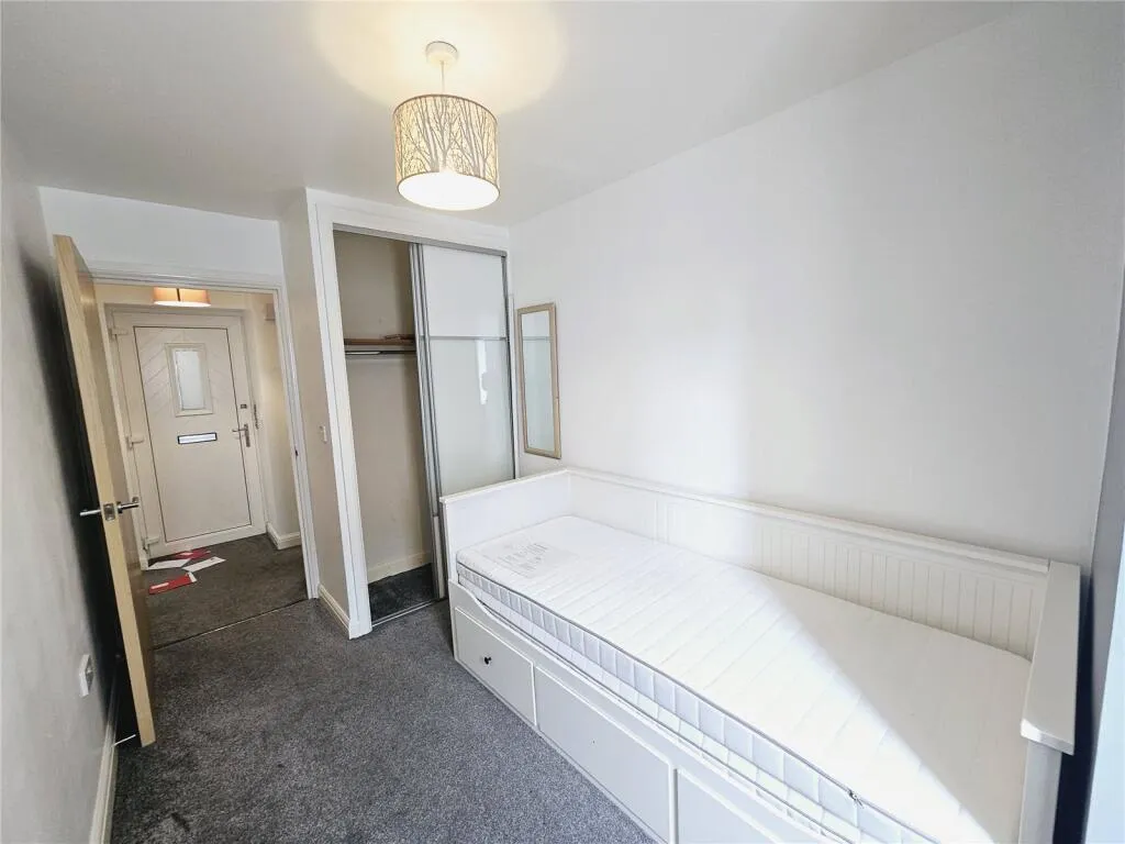 2 bed Apartment