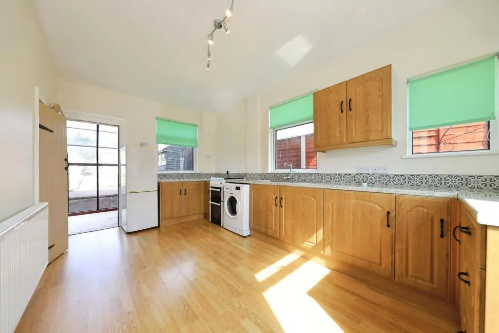 3 bed Semi-Detached
