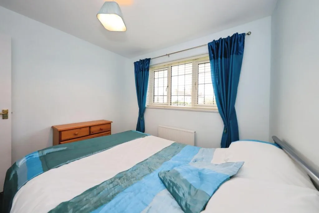 4 bed Detached