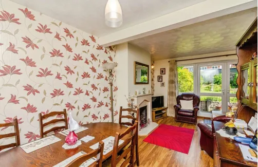 3 bed Semi-Detached