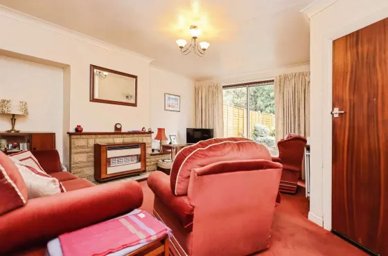 3 bed End of Terrace