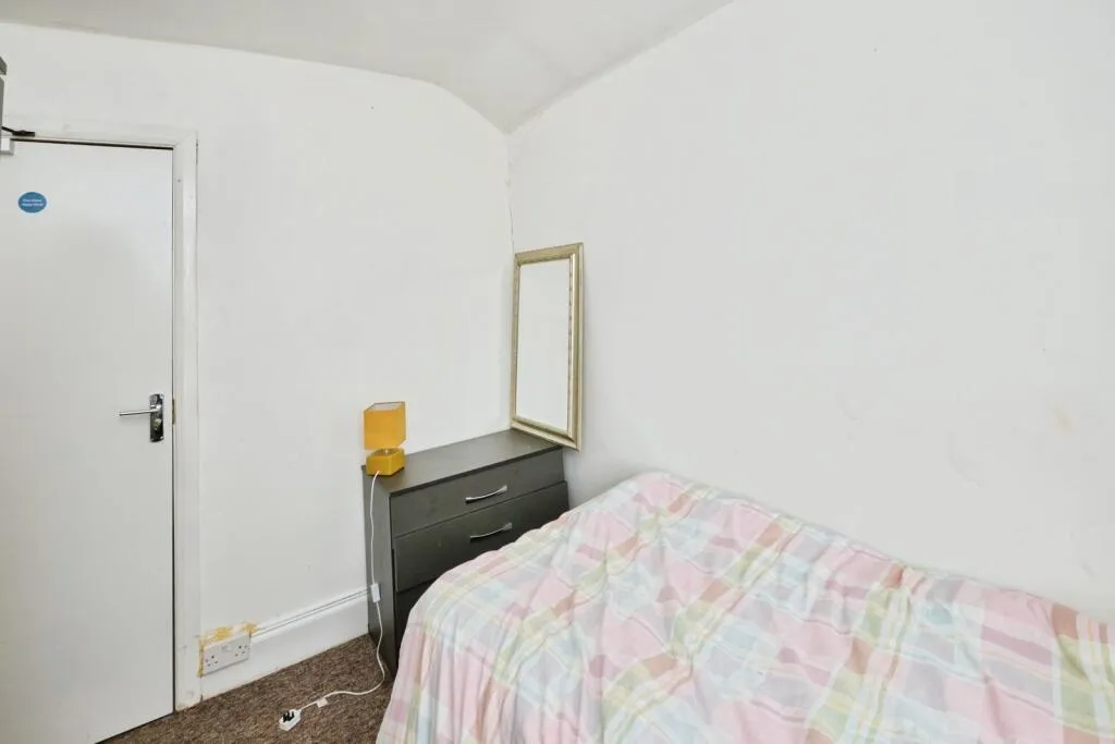 3 bed Terraced