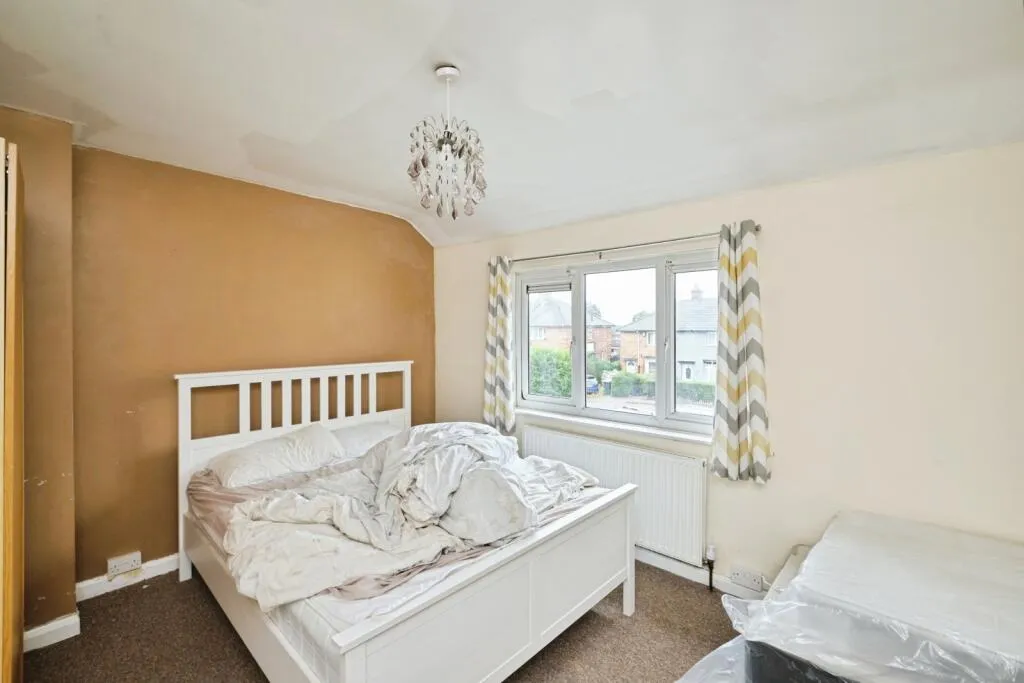 3 bed Terraced