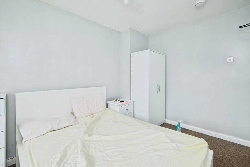 3 bed Terraced