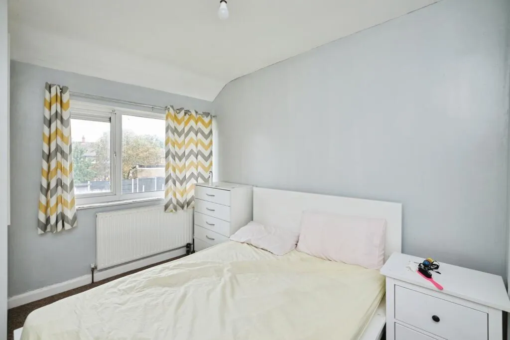 3 bed Terraced