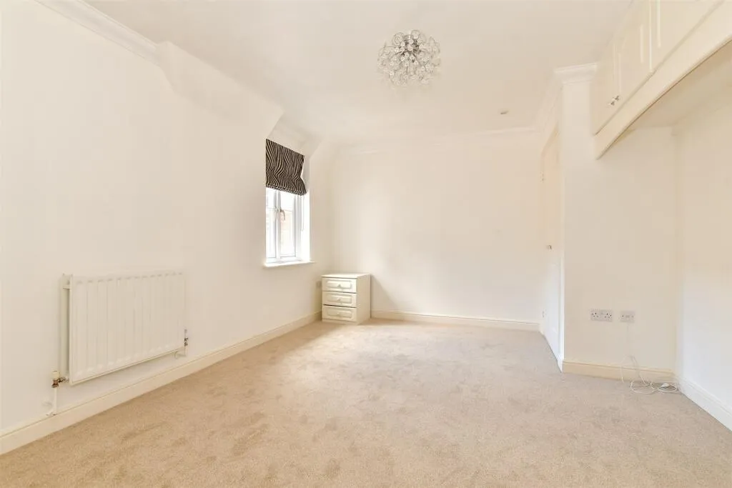 2 bed Retirement Property