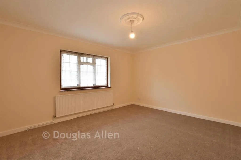 2 bed Detached Bungalow