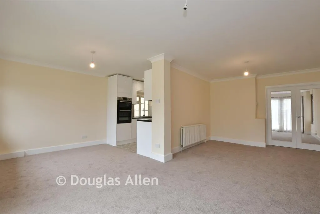 2 bed Detached Bungalow